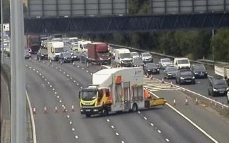 Traffic being held on the M25 - 07-2022 | Hillingdon Today