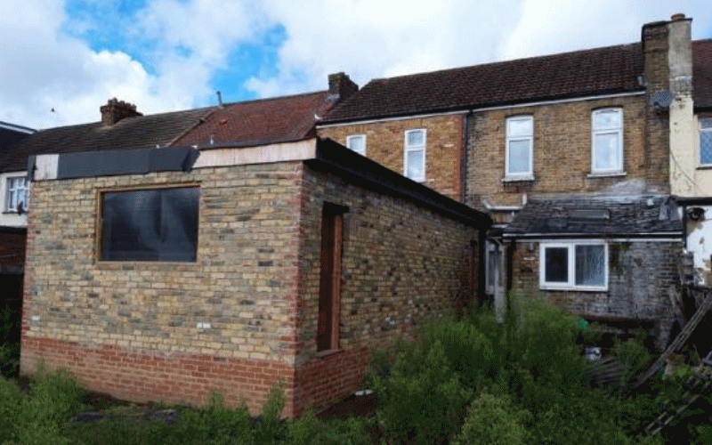 The large rear extension built without planning permission | Hillingdon Today