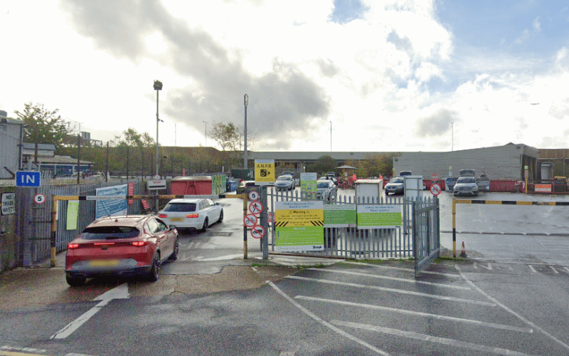 Entrance to the Chalvey household waste centre | Hillingdon Today