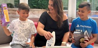 Automatic Recycling Bag Delivery Service Relaunches in Hillingdon Sorting recycling into Hillingdon recycling bag | Hillingdon Today