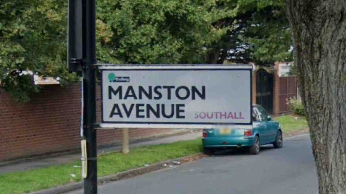 Manston Avenue street sign | Hillingdon Today