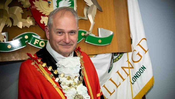 Philip Corthorne new mayor of Hillingdon 2025 | Hillingdon Today Philip Corthorne new mayor of Hillingdon 2025 | Hillingdon Today